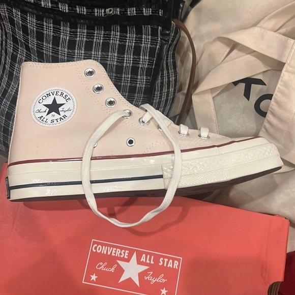 Chuck 70 Vintage Canvas
$90.00
UNISEX HIGH TOP - Picture 2 of 4